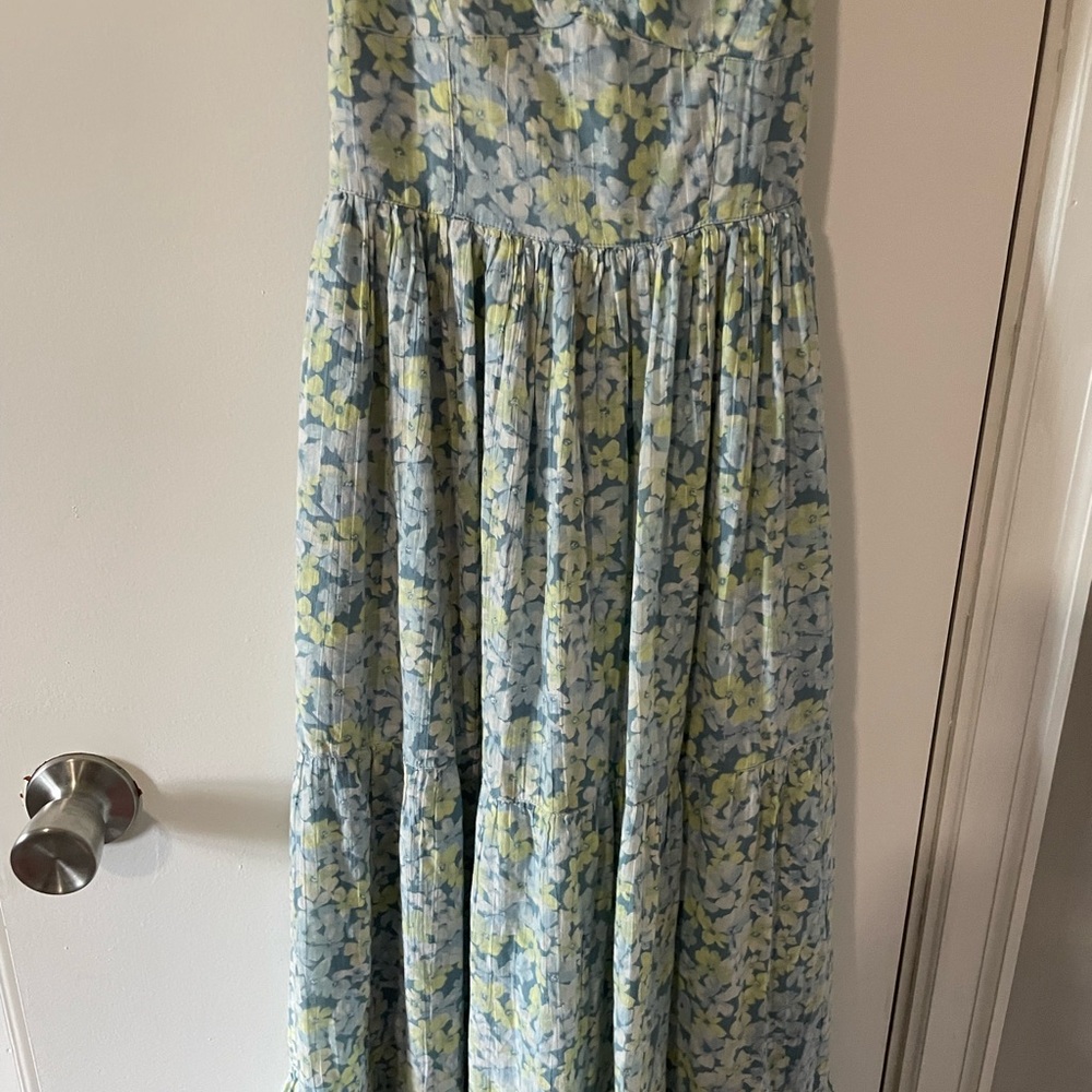 American Eagle Floral Maxi Dress - Picture 3 of 5